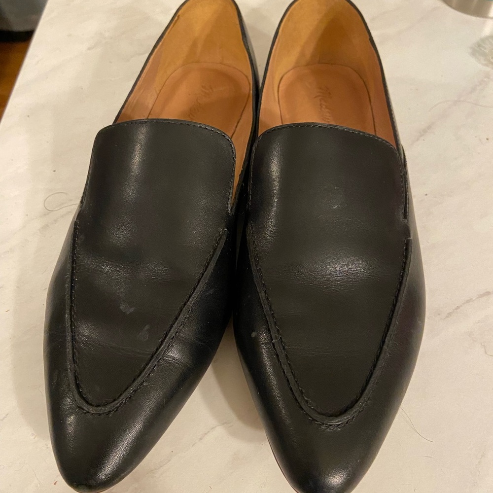 Madewell black leather pointed toe loafers